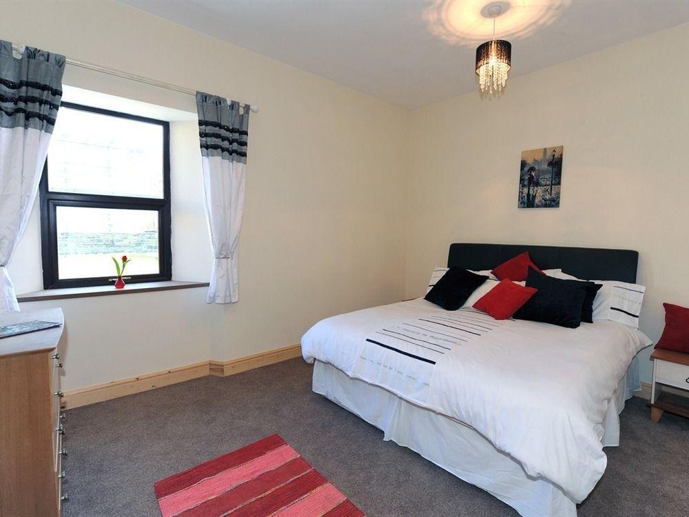 Old Police House Bed & Breakfast Haverfordwest Luaran gambar